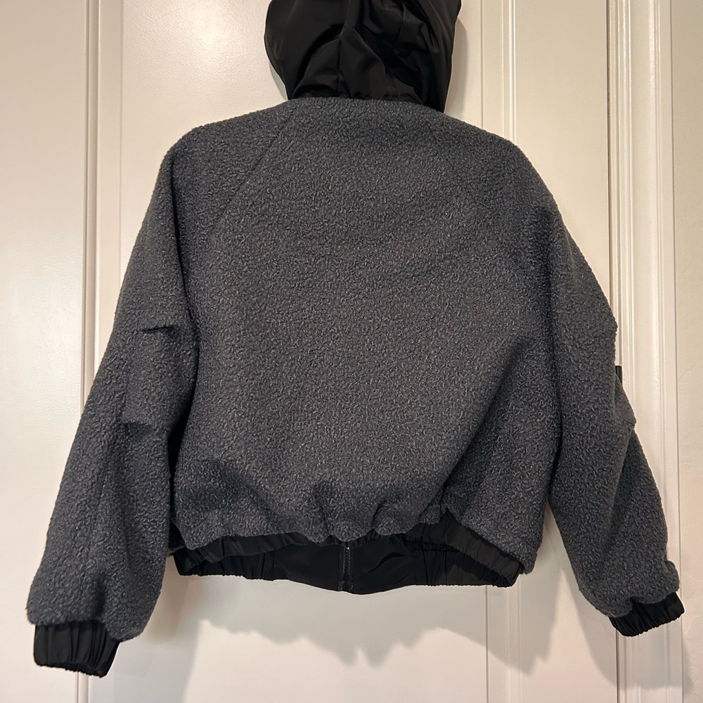 Miu Miu Cropped Charcoal Black Teddy Fleece Dual Lined Jacket - Picture 11 of 16